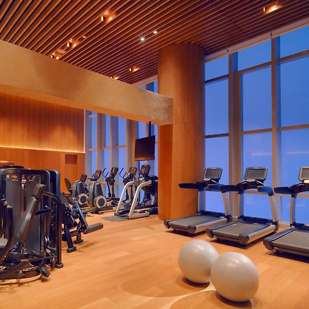 Отель Park Hyatt Гуанчжоу Экстерьер фото