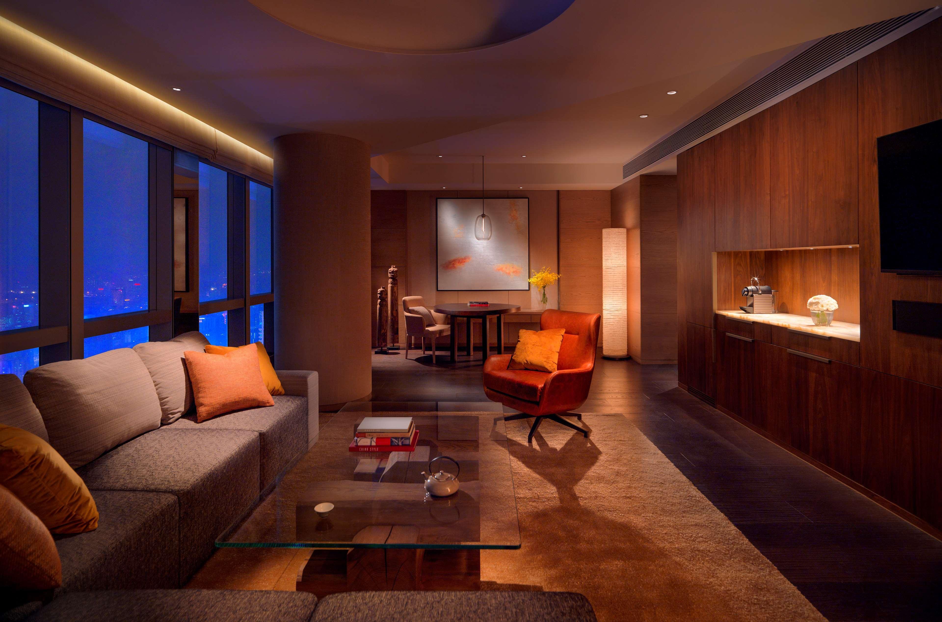 Отель Park Hyatt Гуанчжоу Экстерьер фото