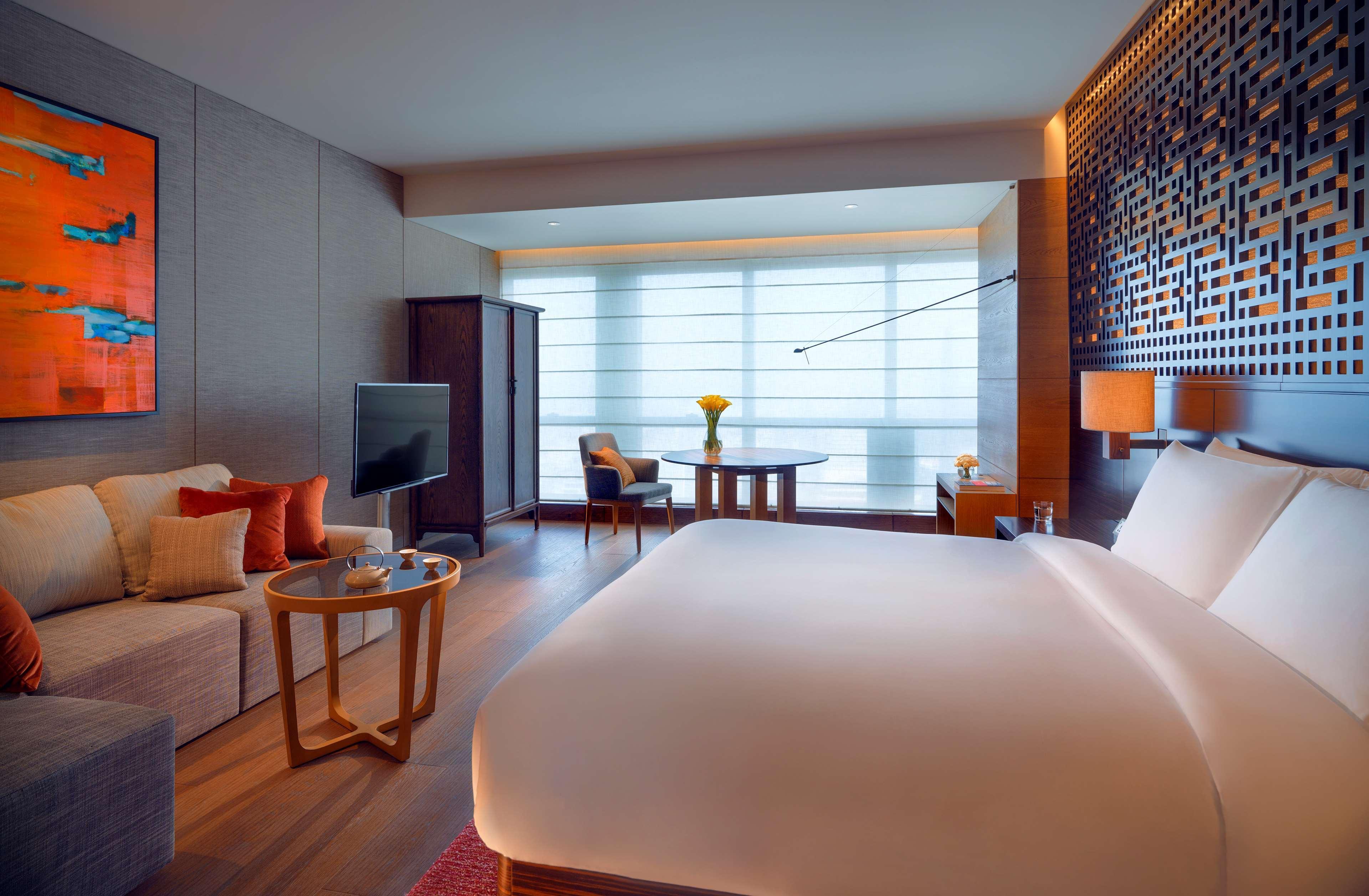 Отель Park Hyatt Гуанчжоу Экстерьер фото